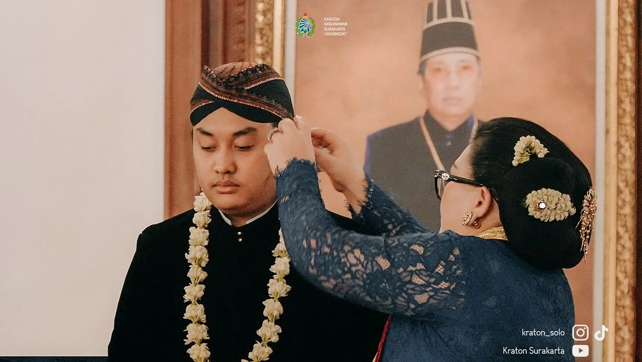 Gusti Purbaya jadi Raja Surakarta yang baru. [Instagram]